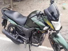 CB Hornet 160R